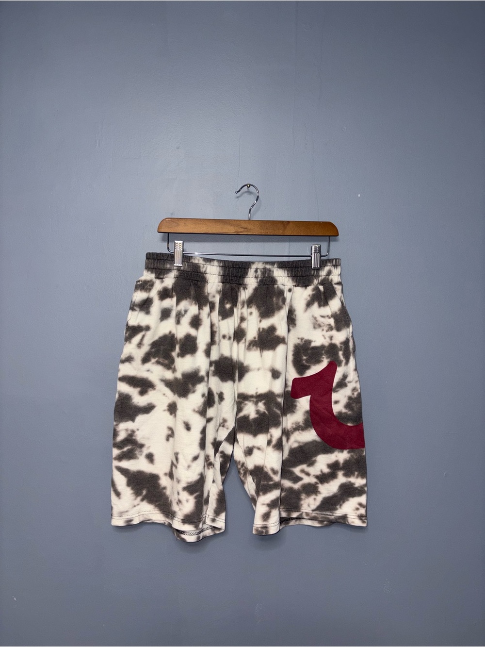 True Religion | Men’s Gray Tie Dye Shorts | Size XL